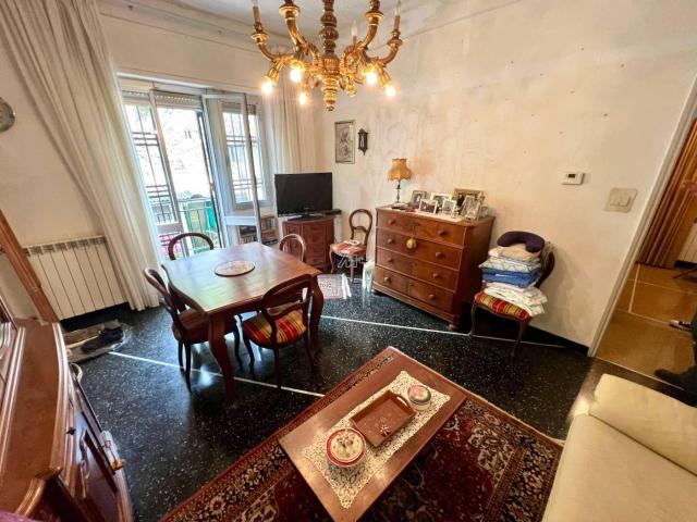 Appartamento in vendita a Centro Ovest, Serra Riccò