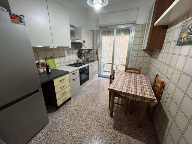 Appartamento in vendita a Centro Ovest, Serra Riccò