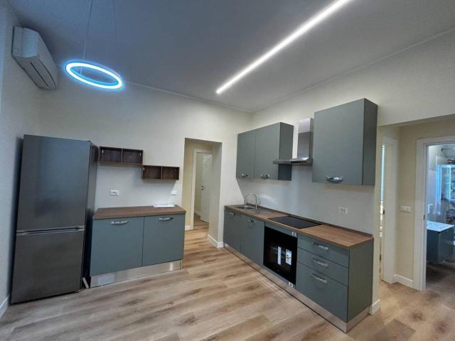 Appartamento in vendita a Centro Est, Serra Riccò