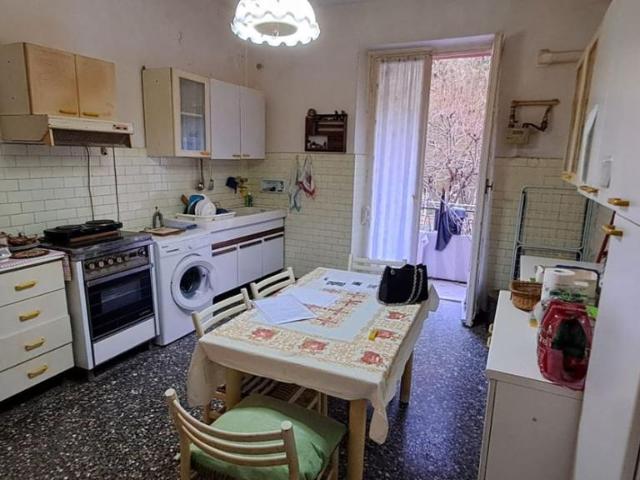 Appartamento in vendita a Centro Ovest, Serra Riccò