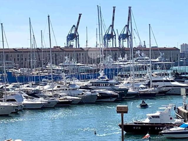 Appartamento in vendita a Prè, Genova