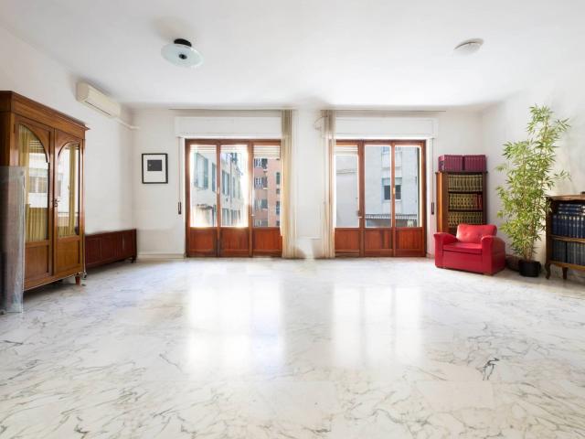 Appartamento in vendita a Centro Est, Serra Riccò