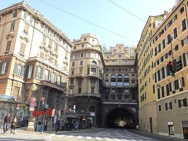 Appartamento in vendita a Centro Est, Serra Riccò