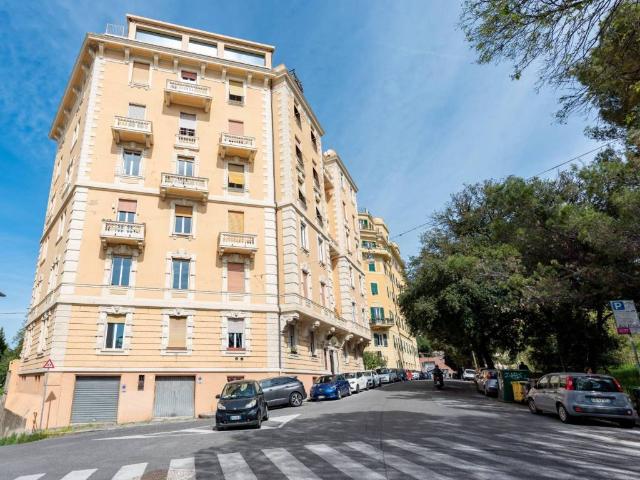 Appartamento in vendita a Centro Est, Serra Riccò