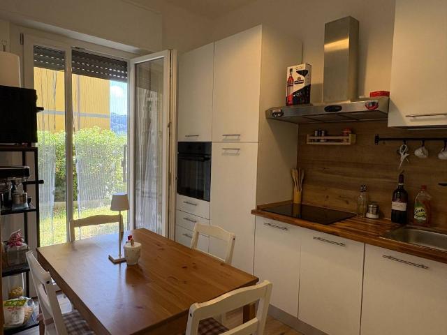 Appartamento in vendita a Media Val Bisagno, Serra Riccò
