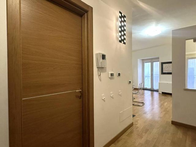 Appartamento in vendita a Centro Est, Serra Riccò