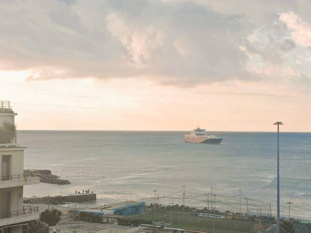 Appartamento in vendita a Medio Levante, Serra Riccò