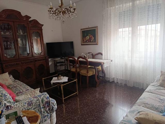 Appartamento in vendita a Cornigliano, Genova