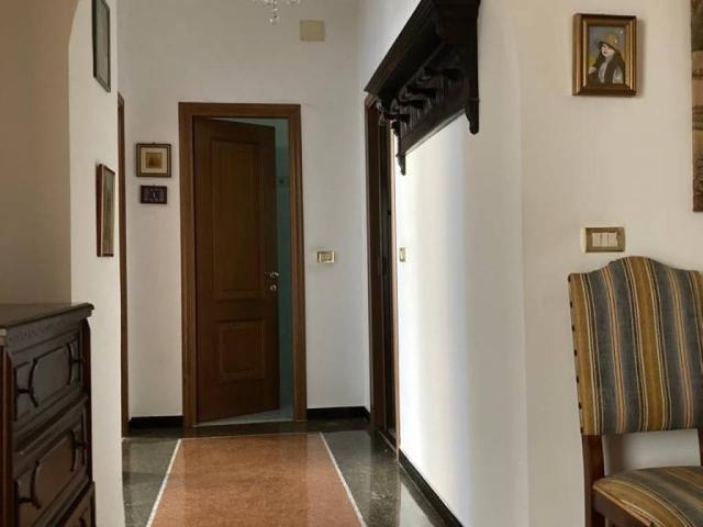 Appartamento in vendita a Medio Levante, Serra Riccò