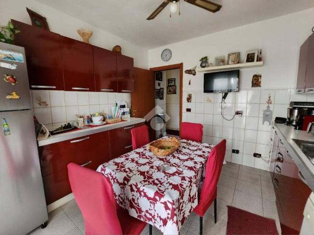 Appartamento in vendita a Val Polcevera, Serra Riccò