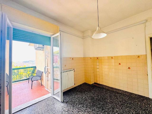 Appartamento in vendita a Val Polcevera, Serra Riccò