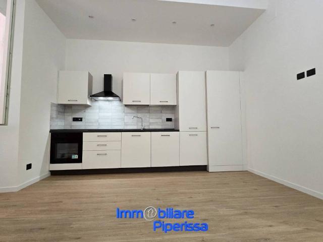 Appartamento in vendita a Portoria, Genova