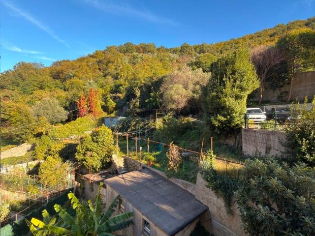 Appartamento in vendita a Bassa Val Bisagno, Serra Riccò