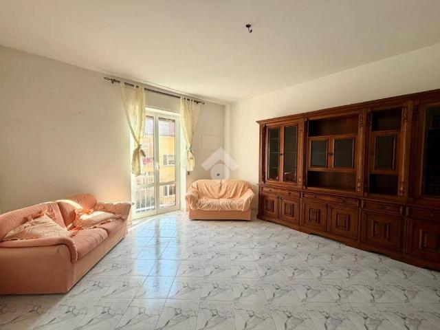 Appartamento in vendita a Medio Ponente, Serra Riccò