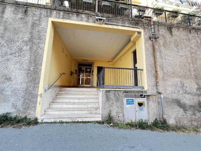 Appartamento in vendita a Val Polcevera, Serra Riccò