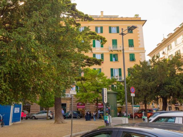 Appartamento in vendita a Medio Levante, Serra Riccò