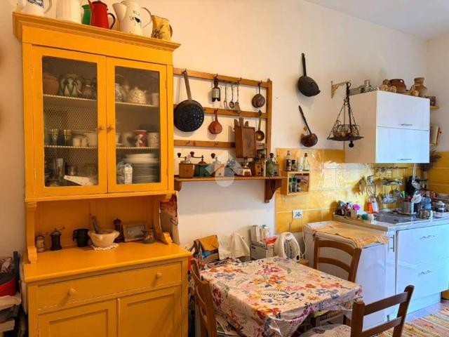 Appartamento in vendita a Lagaccio, Genova