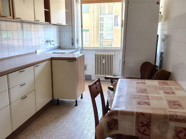 Appartamento in vendita a Centro Est, Serra Riccò