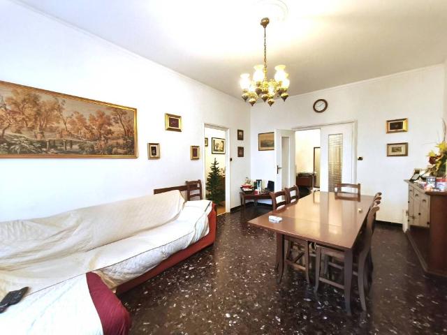 Appartamento in vendita a Centro Ovest, Serra Riccò