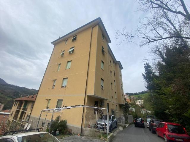 Appartamento in vendita a Val Polcevera, Serra Riccò