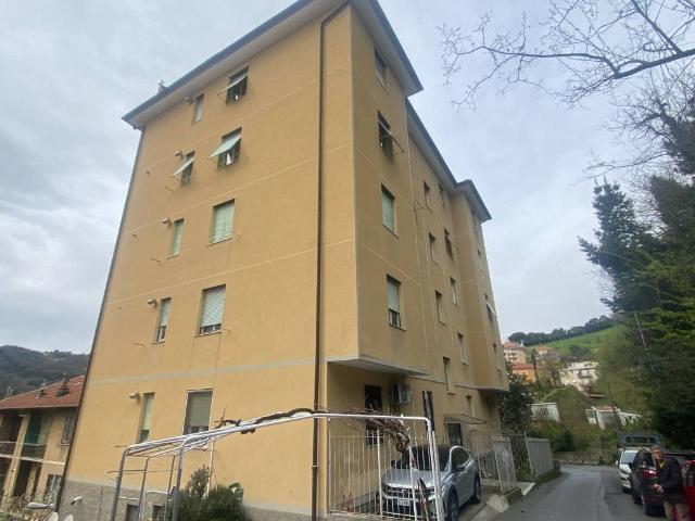 Appartamento in vendita a Val Polcevera, Serra Riccò