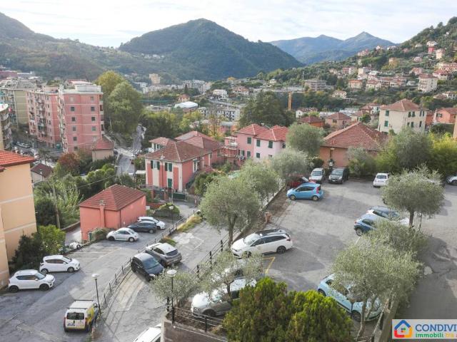 Appartamento in vendita a Media Val Bisagno, Serra Riccò