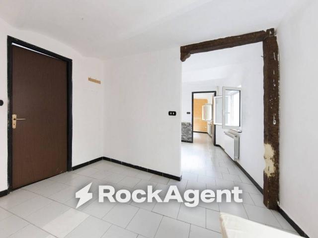 Appartamento in vendita a Val Polcevera, Serra Riccò