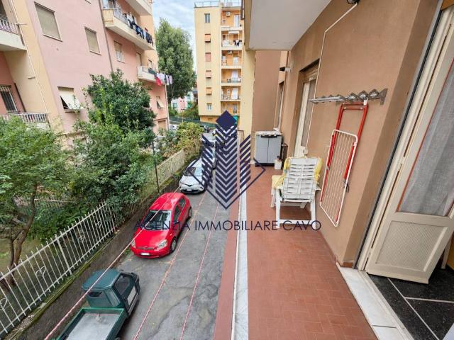 Appartamento in vendita a Sestri Ponente, Genova