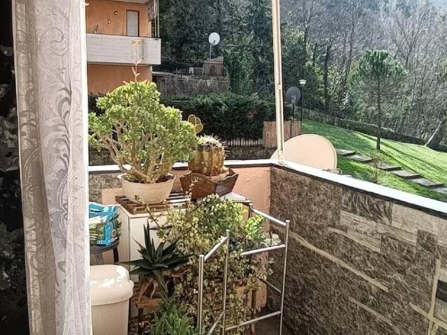 Appartamento in vendita a Media Val Bisagno, Serra Riccò