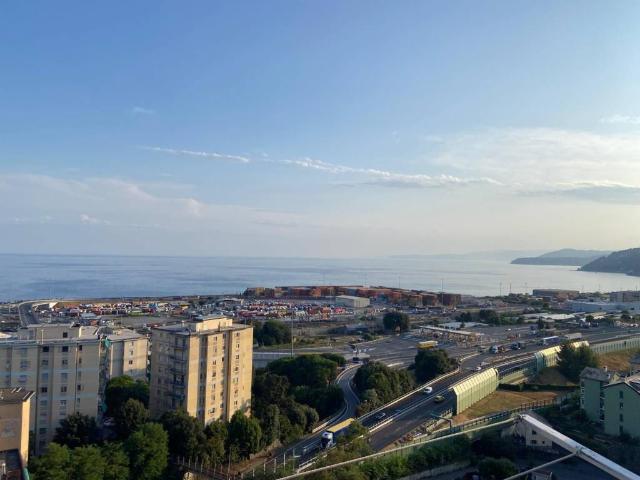 Appartamento in vendita a Ca' Nuova, Genova