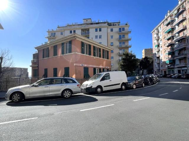 Appartamento in vendita a Centro Ovest, Serra Riccò