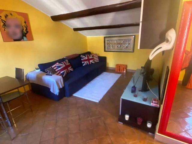 Appartamento in vendita a Medio Ponente, Serra Riccò