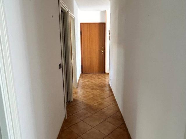 Appartamento in vendita a Centro Ovest, Serra Riccò