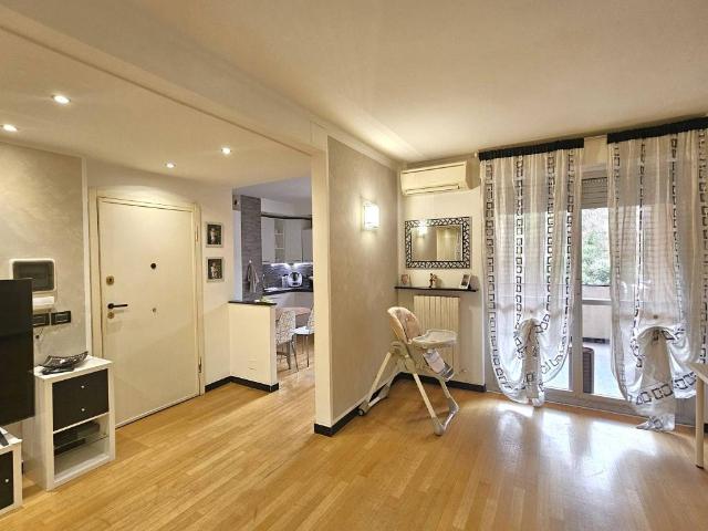 Appartamento in vendita a Centro Ovest, Serra Riccò
