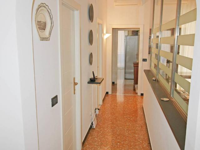 Appartamento in vendita a Centro Est, Serra Riccò