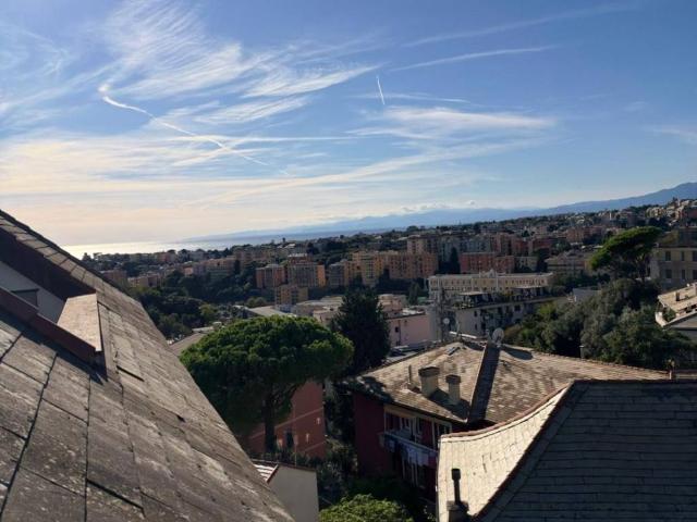 Appartamento in vendita a Apparizione, Genova