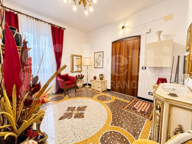 Appartamento in vendita a Marassi, Genova