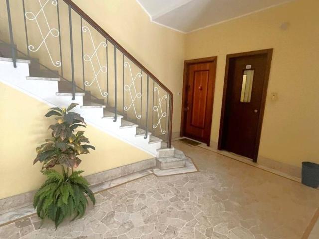 Appartamento in vendita a Levante, Serra Riccò