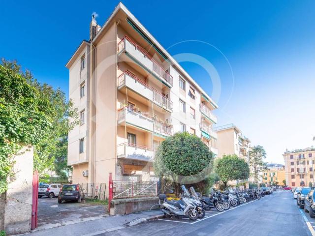Appartamento in vendita a Medio Levante, Serra Riccò