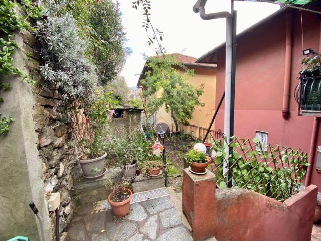Appartamento in vendita a Media Val Bisagno, Serra Riccò