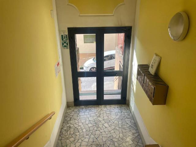 Appartamento in vendita a Pontedecimo, Genova