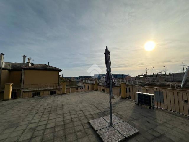 Appartamento in vendita a Medio Ponente, Serra Riccò