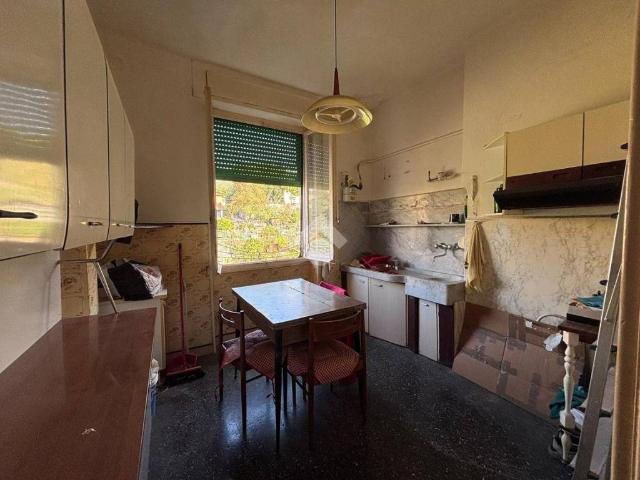 Appartamento in vendita a Sestri Ponente, Genova