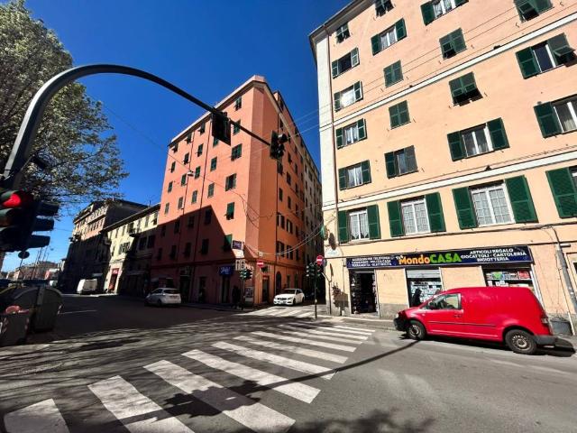 Appartamento in vendita a Centro Ovest, Serra Riccò