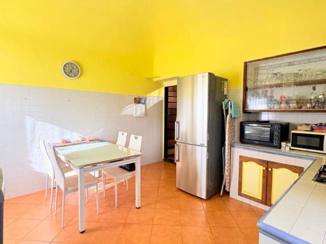 Appartamento in vendita a Val Polcevera, Serra Riccò