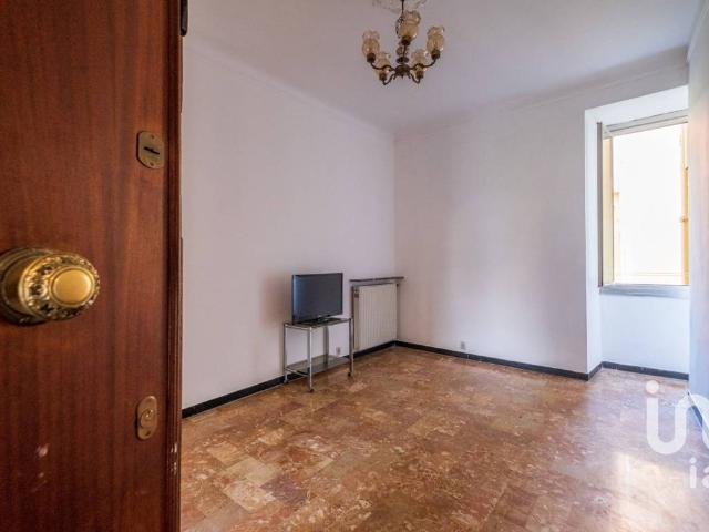 Appartamento in vendita a Val Polcevera, Serra Riccò