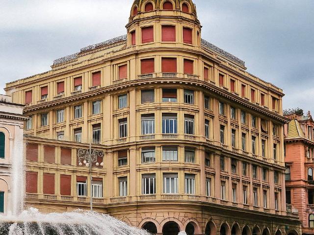 Appartamento in vendita a Centro Est, Serra Riccò