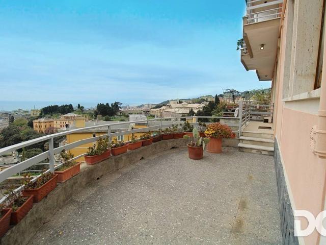 Appartamento in vendita a Centro Est, Serra Riccò