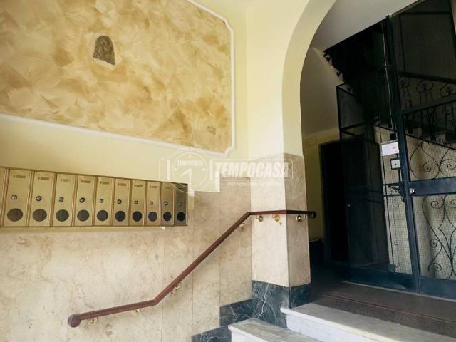 Appartamento in vendita a Centro Ovest, Serra Riccò