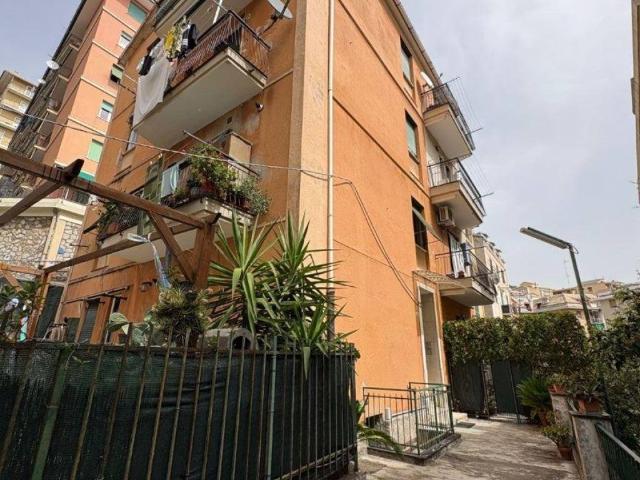 Appartamento in vendita a Centro Est, Serra Riccò